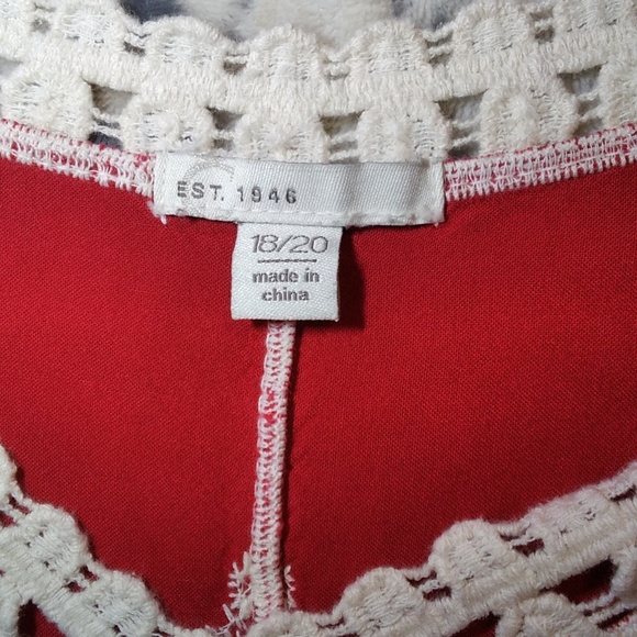 Women's Red shirt with lace, brand est.1946 - Picture 4 of 8
